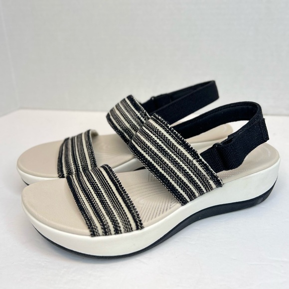 Clarks Cloudsteppers Sport Sandals Arla Stroll Black/Off White Wedge Sz 8.5 NWT! - Picture 1 of 16